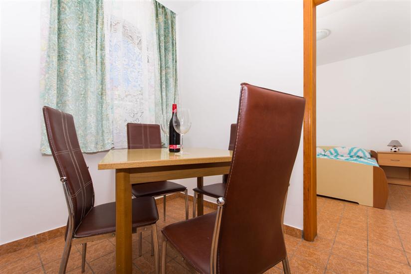 Apartman A4, na 3 osebe