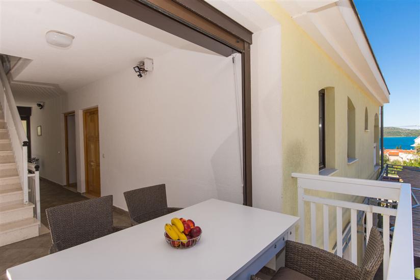 Apartman A4, na 3 osebe