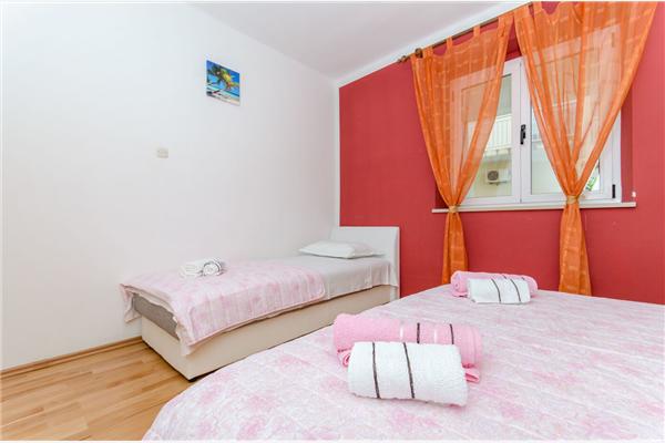 Apartment A2, for 4 persons