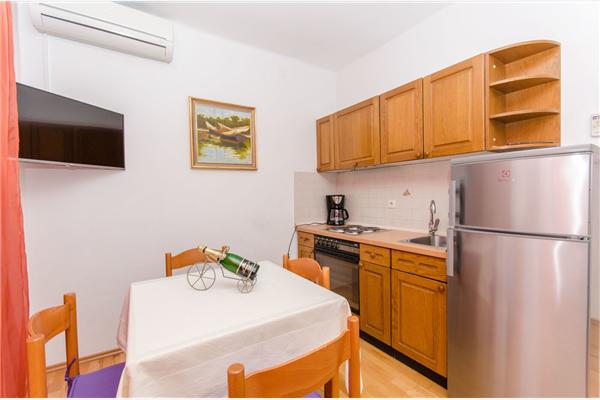 Apartment A2, for 4 persons