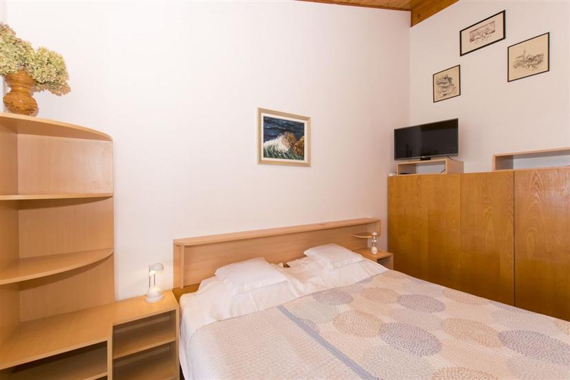 Apartment A1, for 6 persons