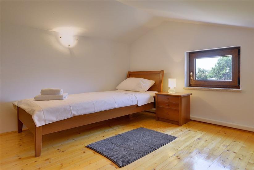 House K1, for 5 persons