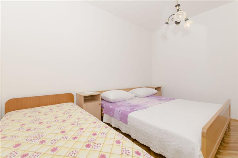 Apartment A1, for 8 persons