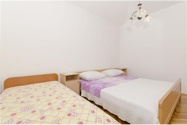 Apartment A1, for 8 persons