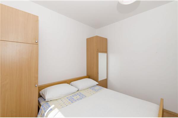 Apartment A1, for 8 persons