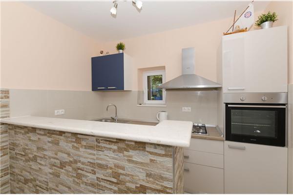 Apartment A1, for 8 persons