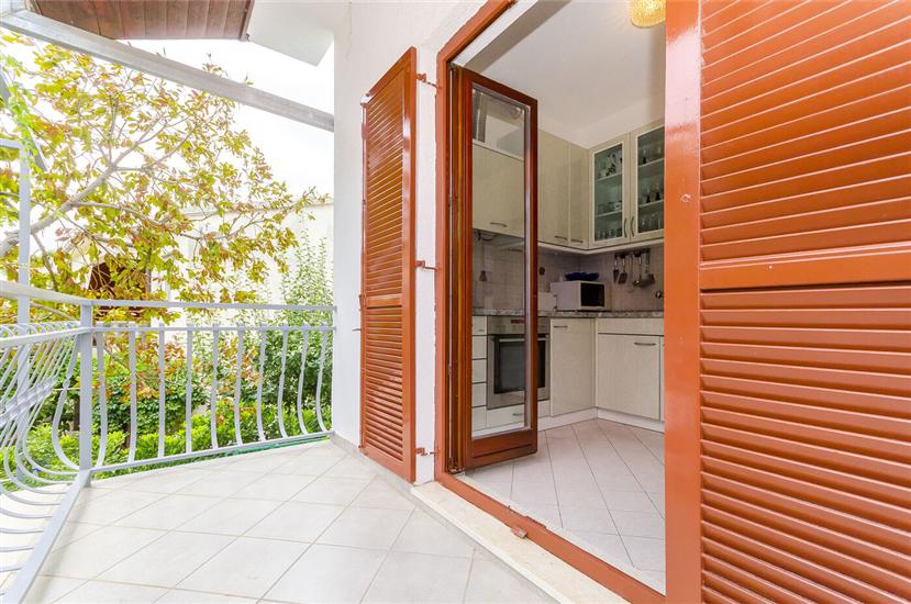 Apartment A3, for 5 persons