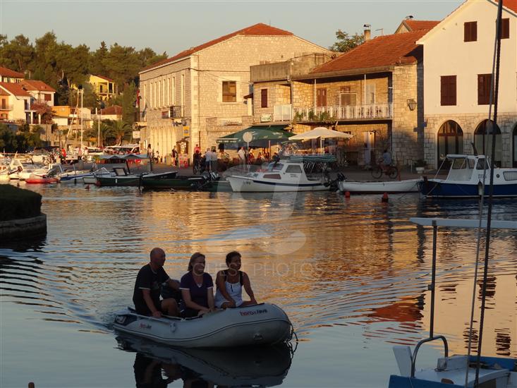 Vrboska - island Hvar