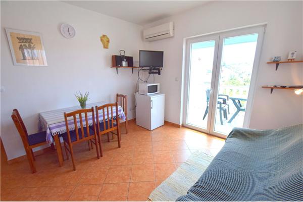 Apartment A2, for 4 persons