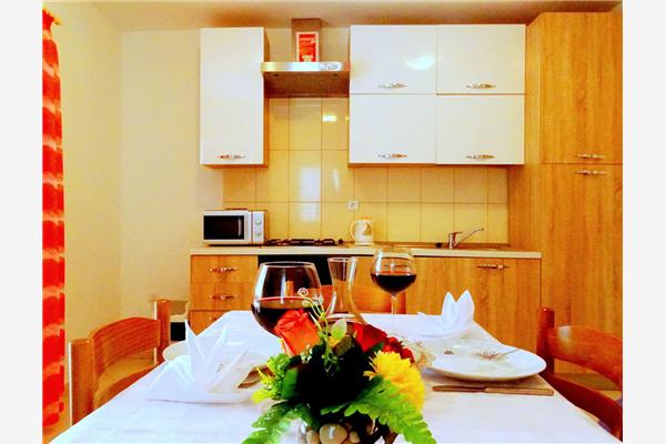 Apartment A1, for 6 persons