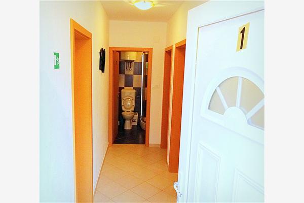 Apartment A1, for 6 persons