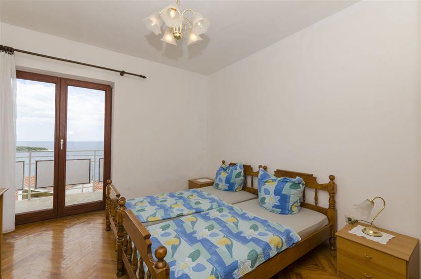Apartment A1, for 8 persons