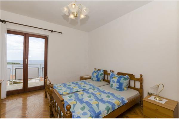 Apartment A1, for 8 persons