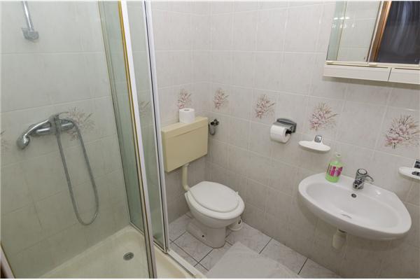 Apartment A1, for 8 persons