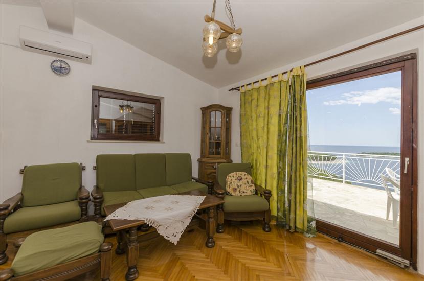 Apartment A2, for 4 persons