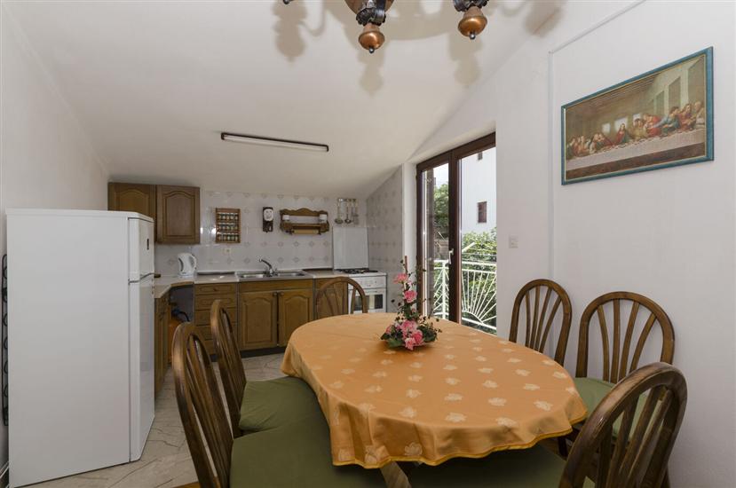 Apartment A2, for 4 persons