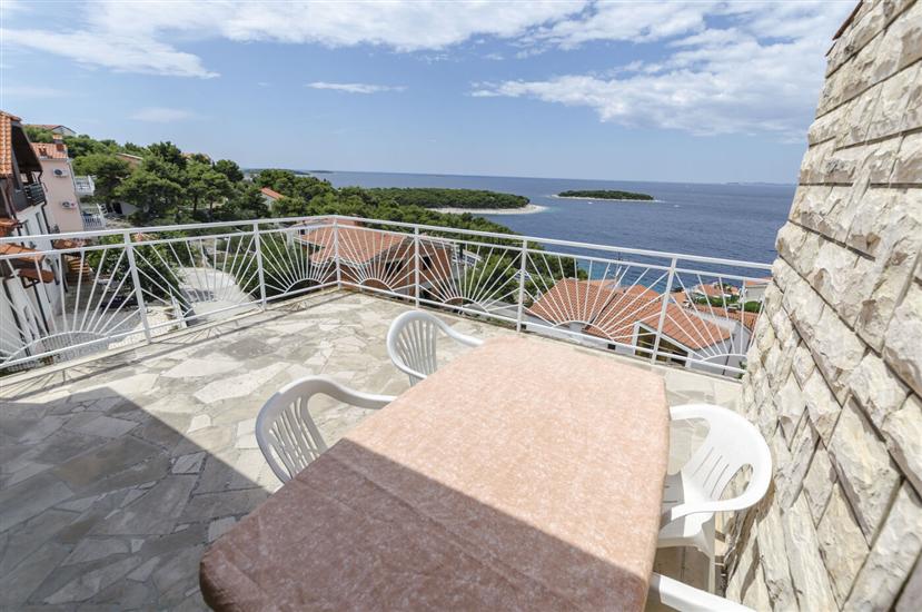 Apartment A2, for 4 persons