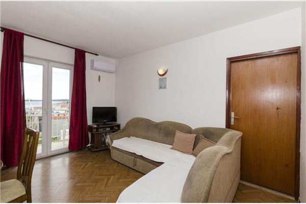 Apartment A1, for 8 persons