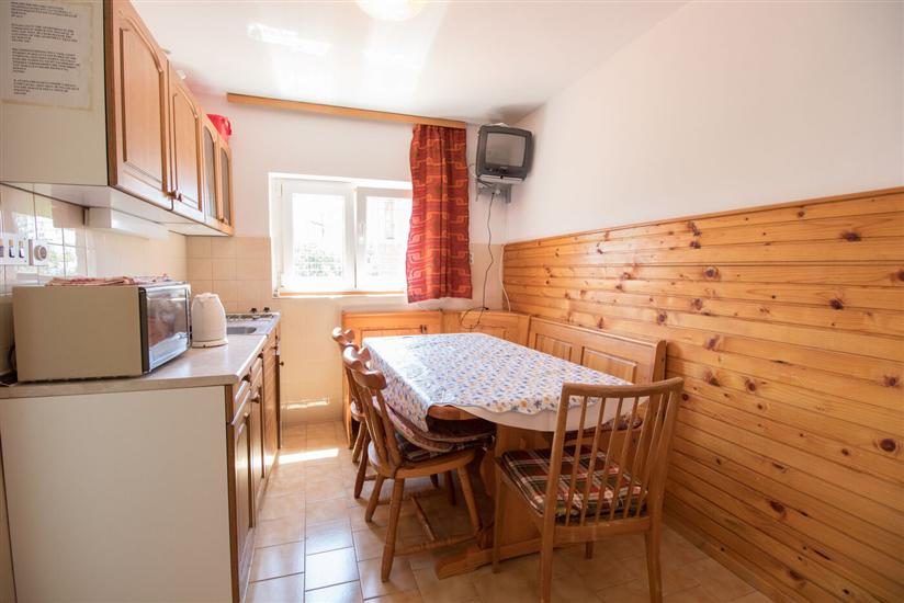 Apartment A1, for 5 persons