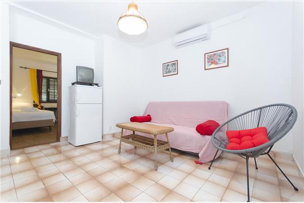Apartment A2, for 5 persons