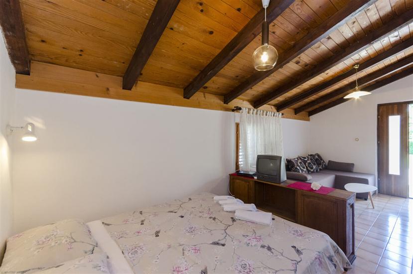 Apartment A5, for 2 persons