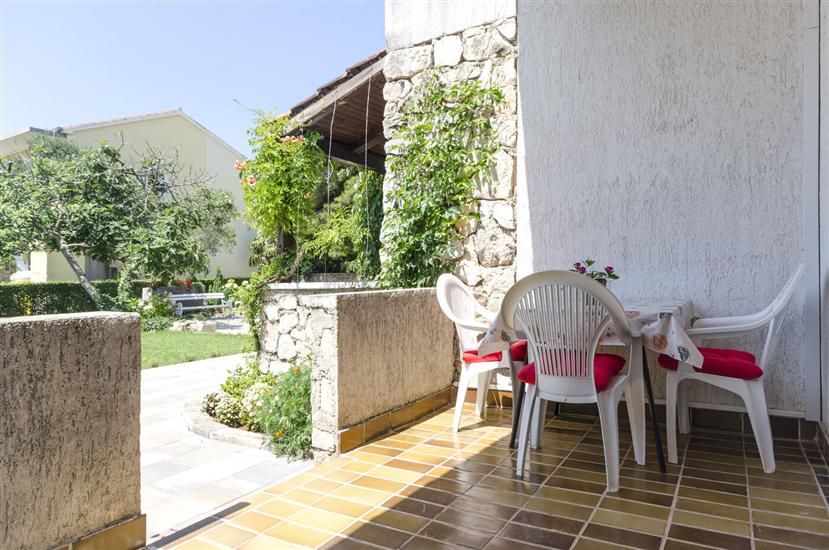 Apartment A5, for 2 persons