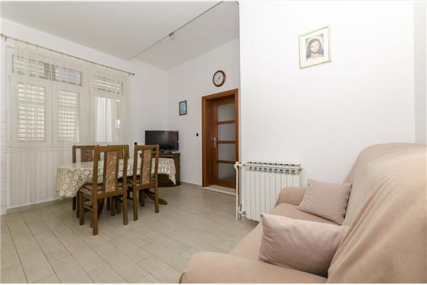Apartment A1, for 4 persons