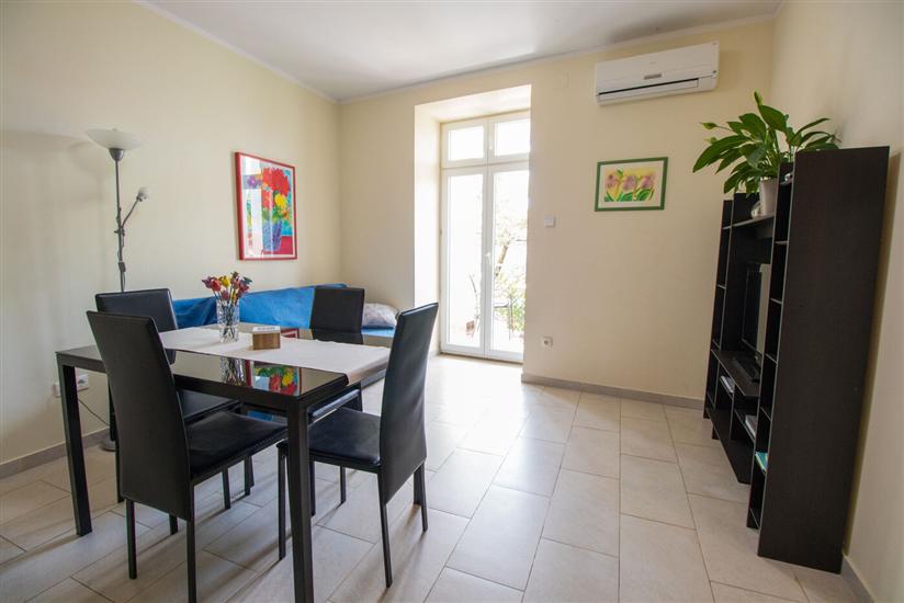 Apartment A1, for 4 persons