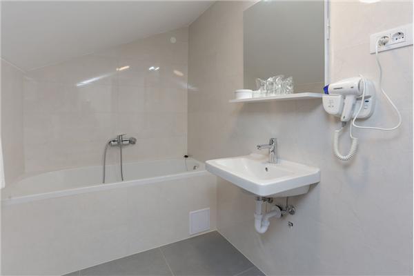 Apartment A4, for 4 persons