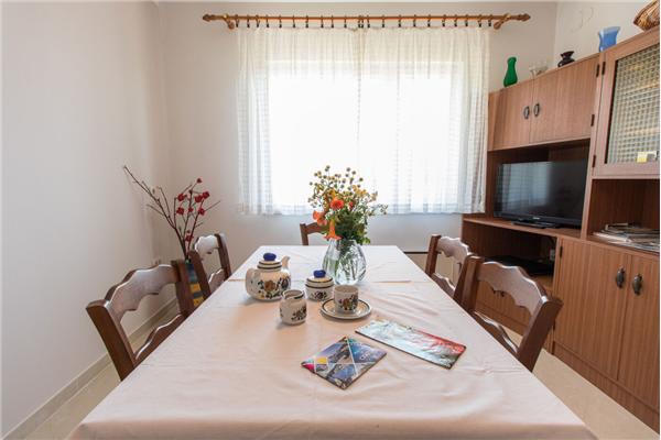 Apartment A1, for 5 persons