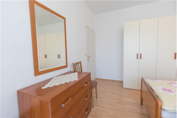 Apartment A1, for 5 persons
