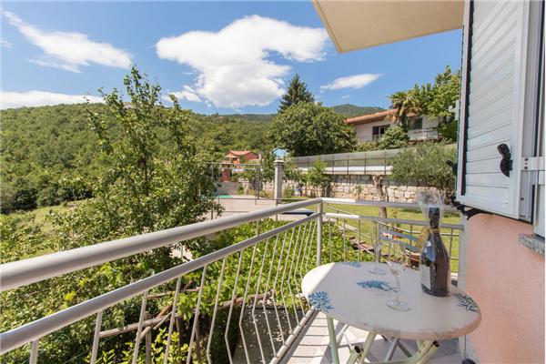 Apartment A1, for 5 persons