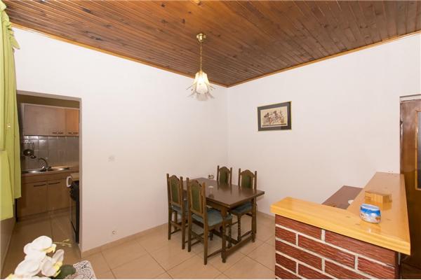 Apartment A1, for 5 persons
