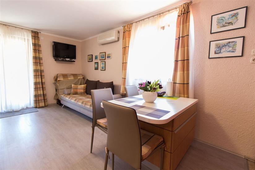 Apartment A1, for 3 persons