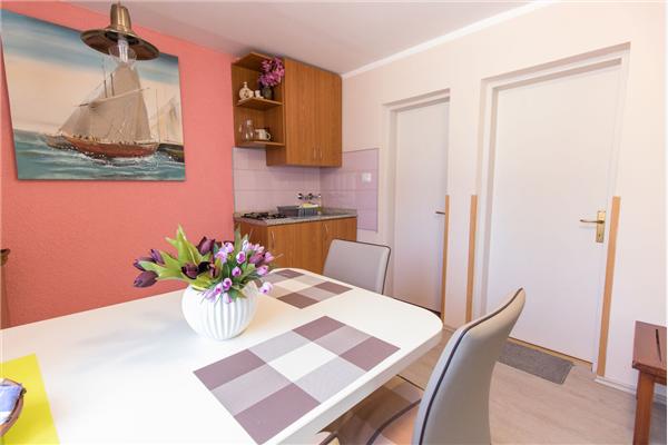 Apartment A1, for 3 persons