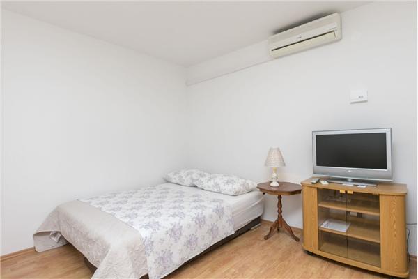Apartment A1, for 2 persons