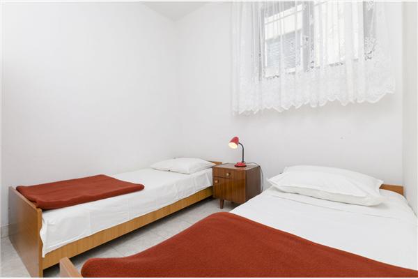 Apartment A2, for 4 persons