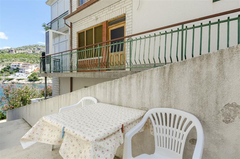 Apartment A2, for 4 persons