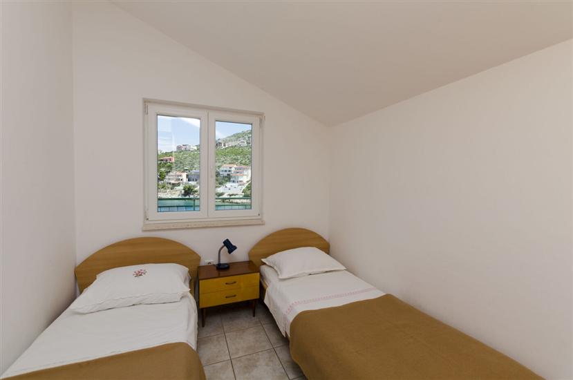 Apartment A4, for 4 persons