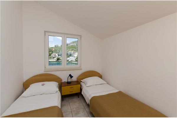 Apartment A4, for 4 persons