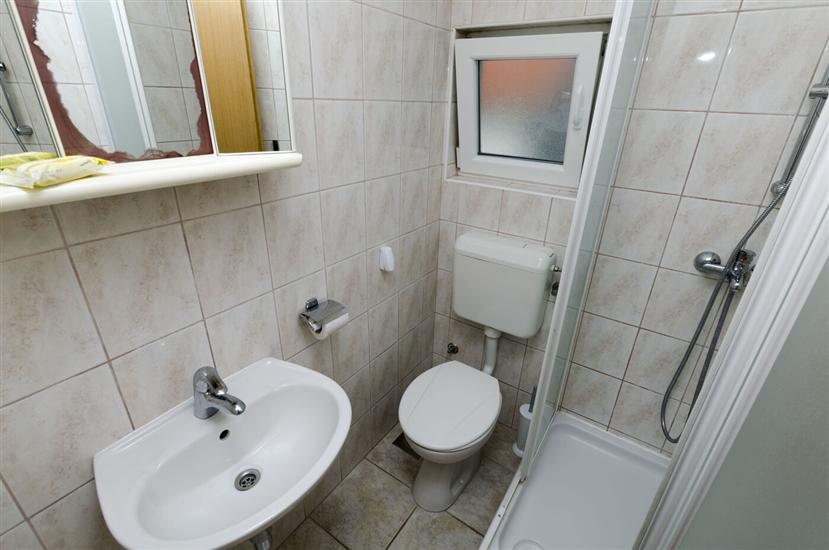 Apartment A4, for 4 persons