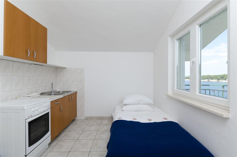 Apartment A4, for 4 persons