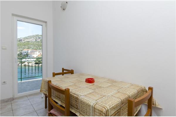 Apartment A4, for 4 persons