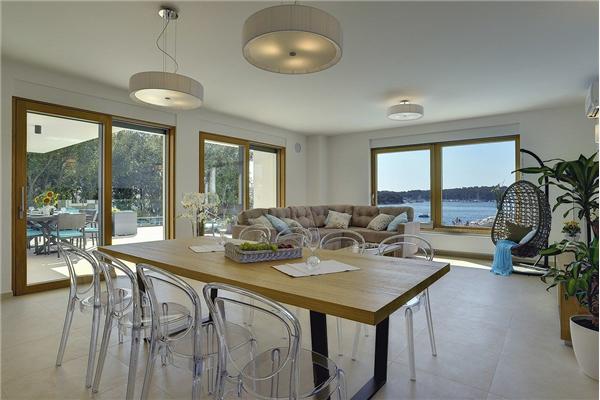 House K1, for 10 persons