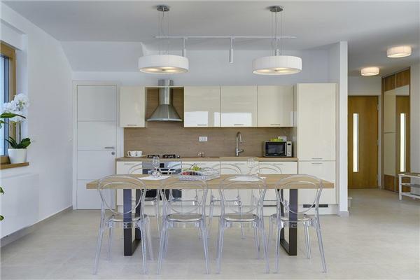 House K1, for 10 persons