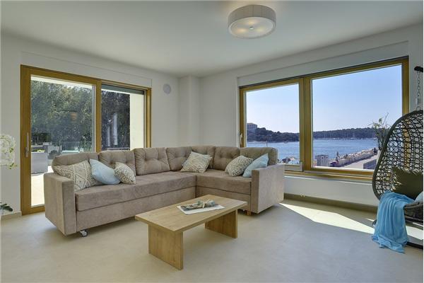 House K1, for 10 persons