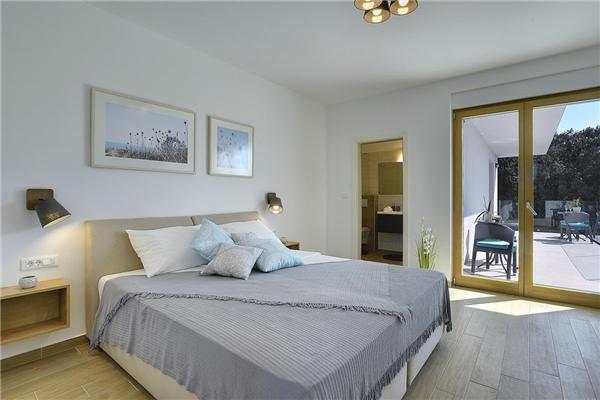 House K1, for 10 persons