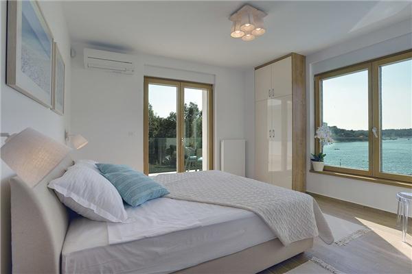 House K1, for 10 persons