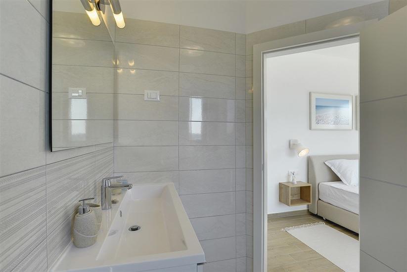 House K1, for 10 persons