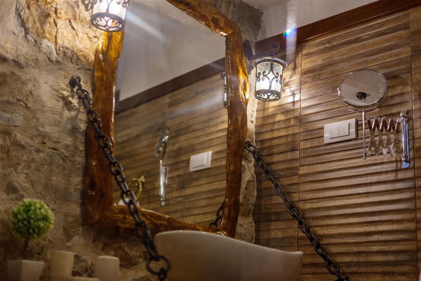 House K1, for 16 persons